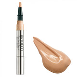 Perfect Teint Concealer illuminating concealer in a brush 7 Olive 2ml