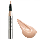 Perfect Teint Concealer illuminating concealer in a brush 3 Peach 2ml